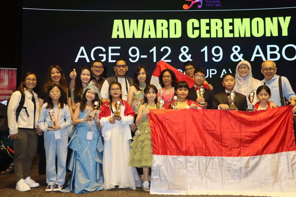 photo group of participant Youth Educational Friendship Festival (YEFF) penang 2024  