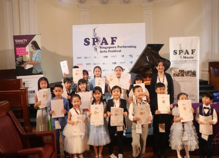 Singapore Performing Art Festival 2024 photo group with organizer
