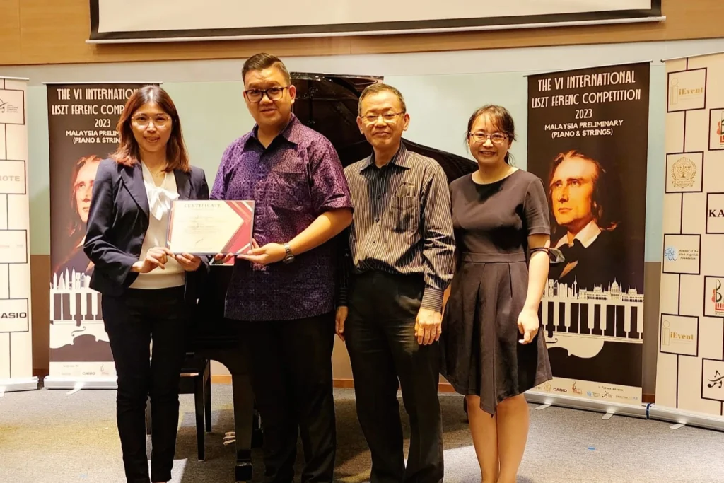 YEFF Malacca 2023 Board photo together with FIMO 