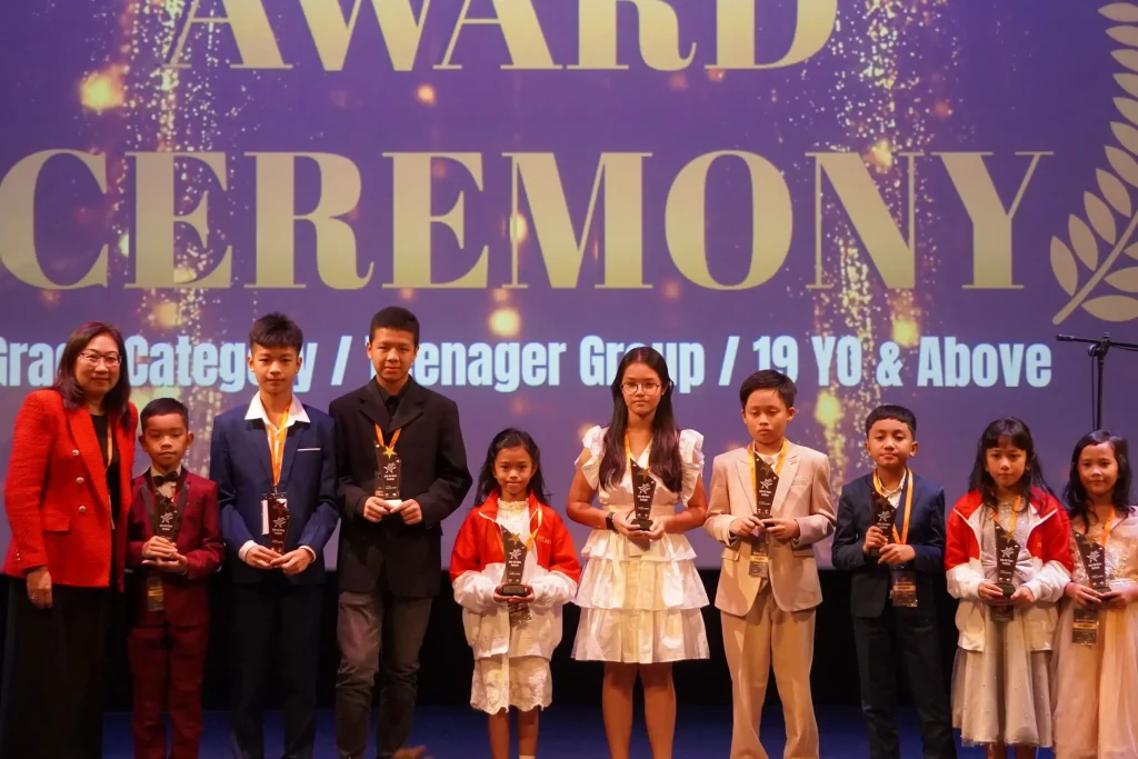 Youth Educational Friendship Festival (YEFF) Singapore 2024 award ceremony for teenage group