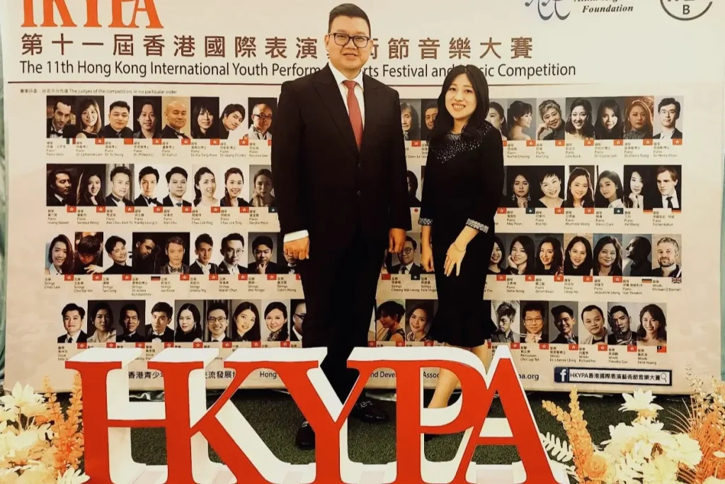 FIMO organizers take a picture at Hkypa final round February 2024 photobooth 