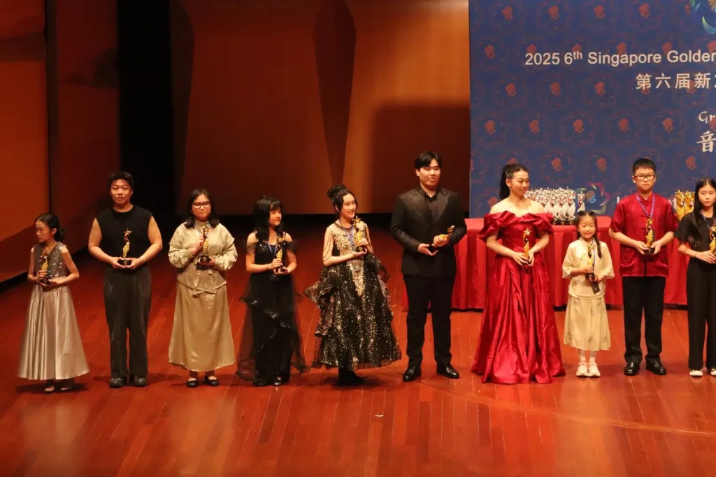standing in line after got an award from singapore golden lion awards