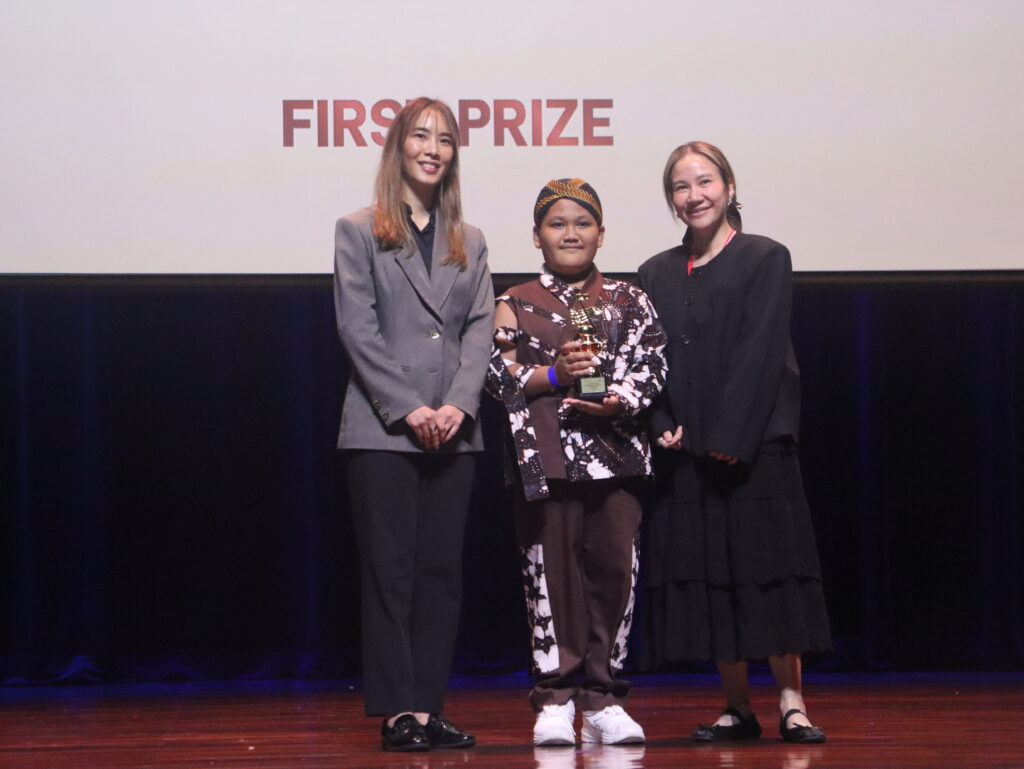 1st Prize Winner Young Kid Male