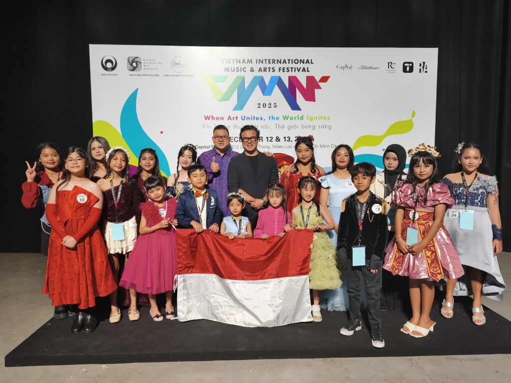 Talented Indonesian young musicians in VIMAF 2025 with Thanh Bui supported by FIMO